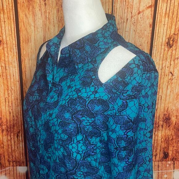 L'Amour Nannette Lepore blue floral print size Medium blouse shoulder cut outs - Picture 1 of 6